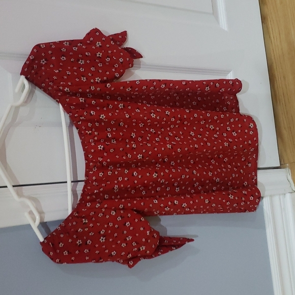 Top S/P - Picture 1 of 6